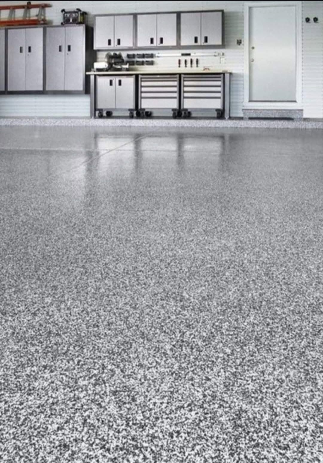 Gray flake epoxy garage floor installation Hopkinsville AZ